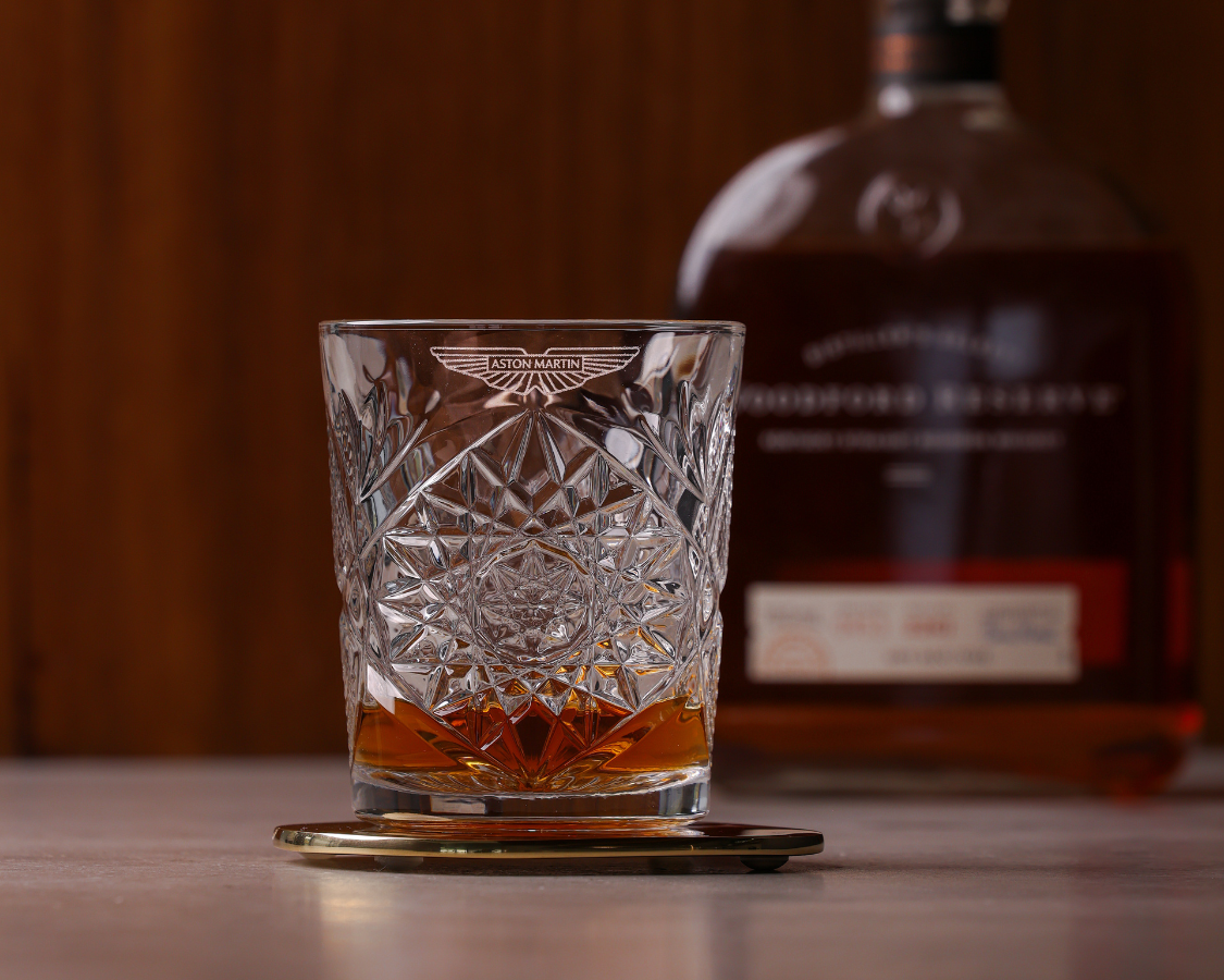 French Glass vs. Standard: Why Quality Matters with Personalised Wine Glasses