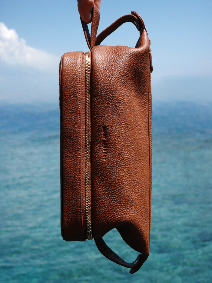 Mens leather travel washbag toiletry brown