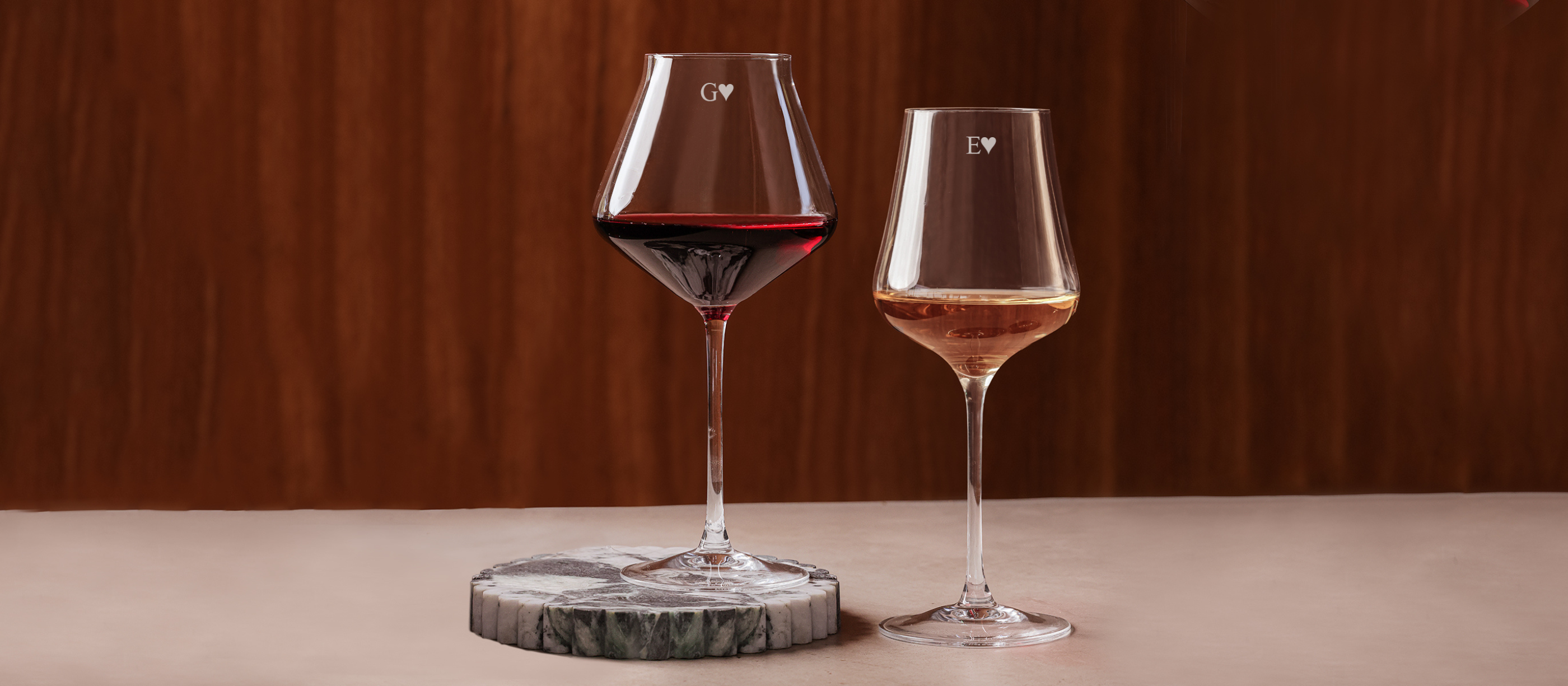 Personalised engraved crystal wine glassware