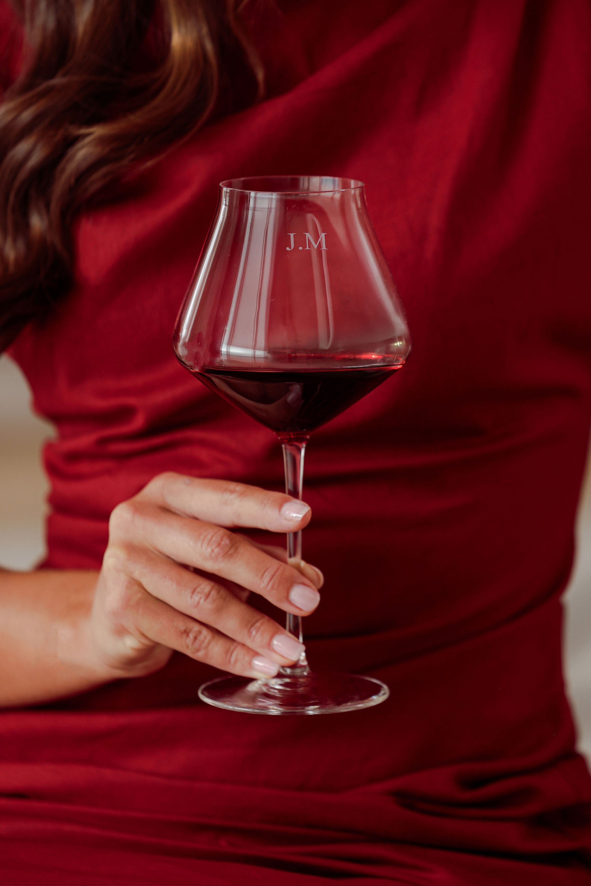 Personalised red wine glass engraved custom 
