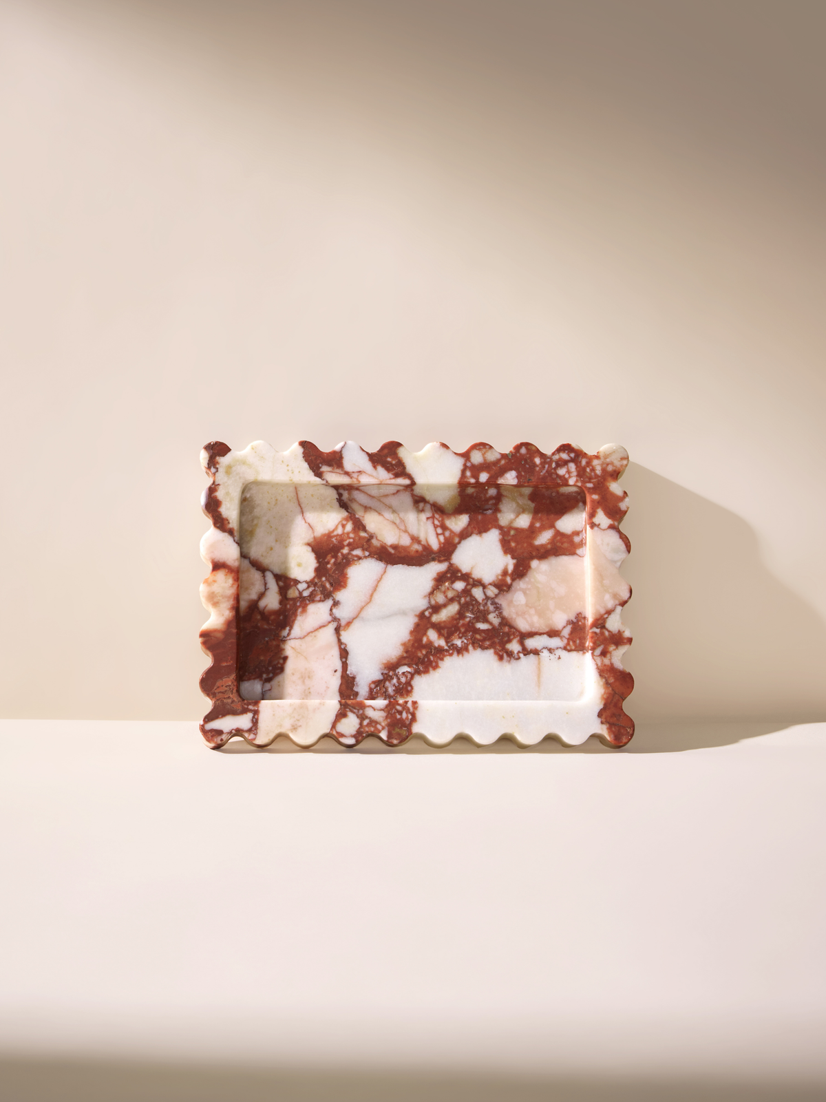Verbier Scalloped Marble Tray Small