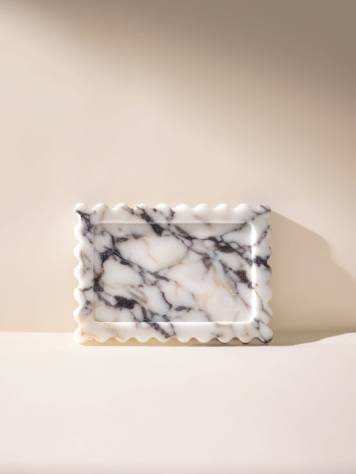 Aspen Scalloped Calacutta Marble Tray Small