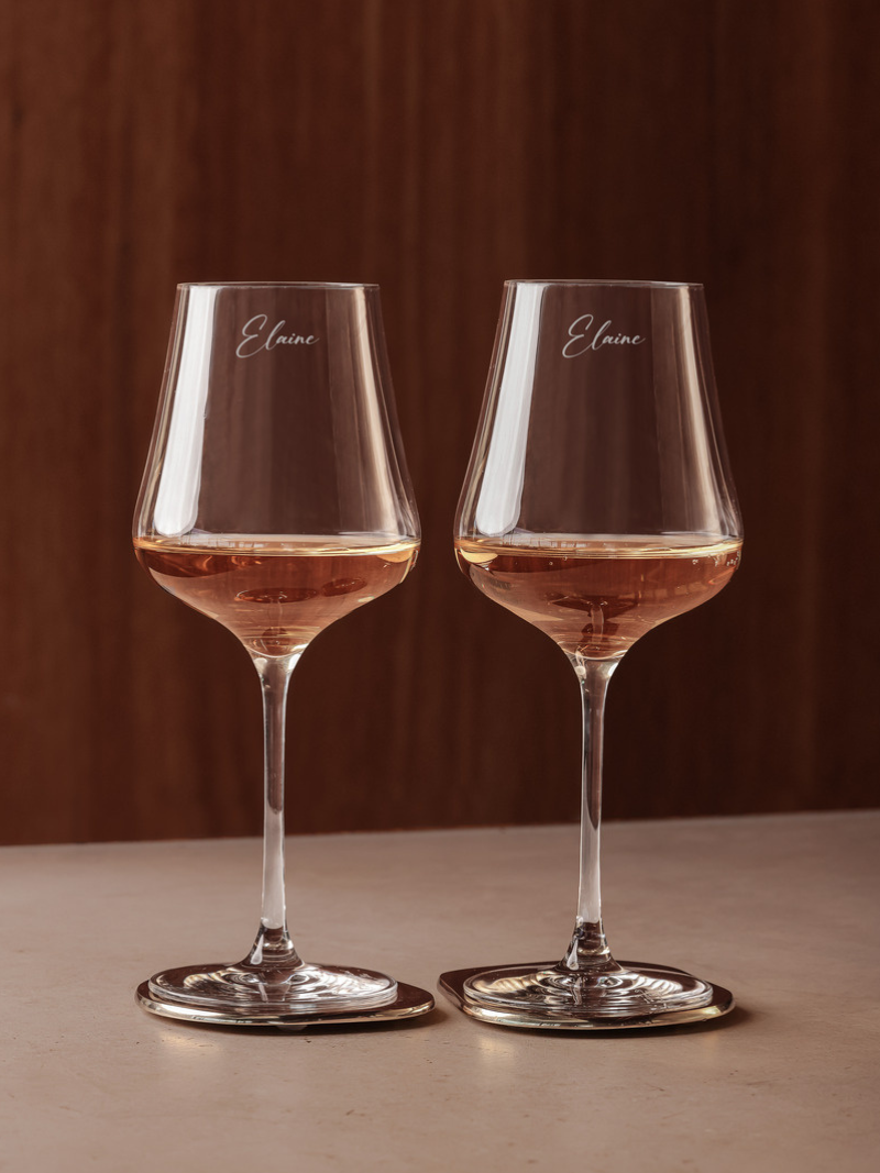 personalised engraved calligraphy monogram glassware wine