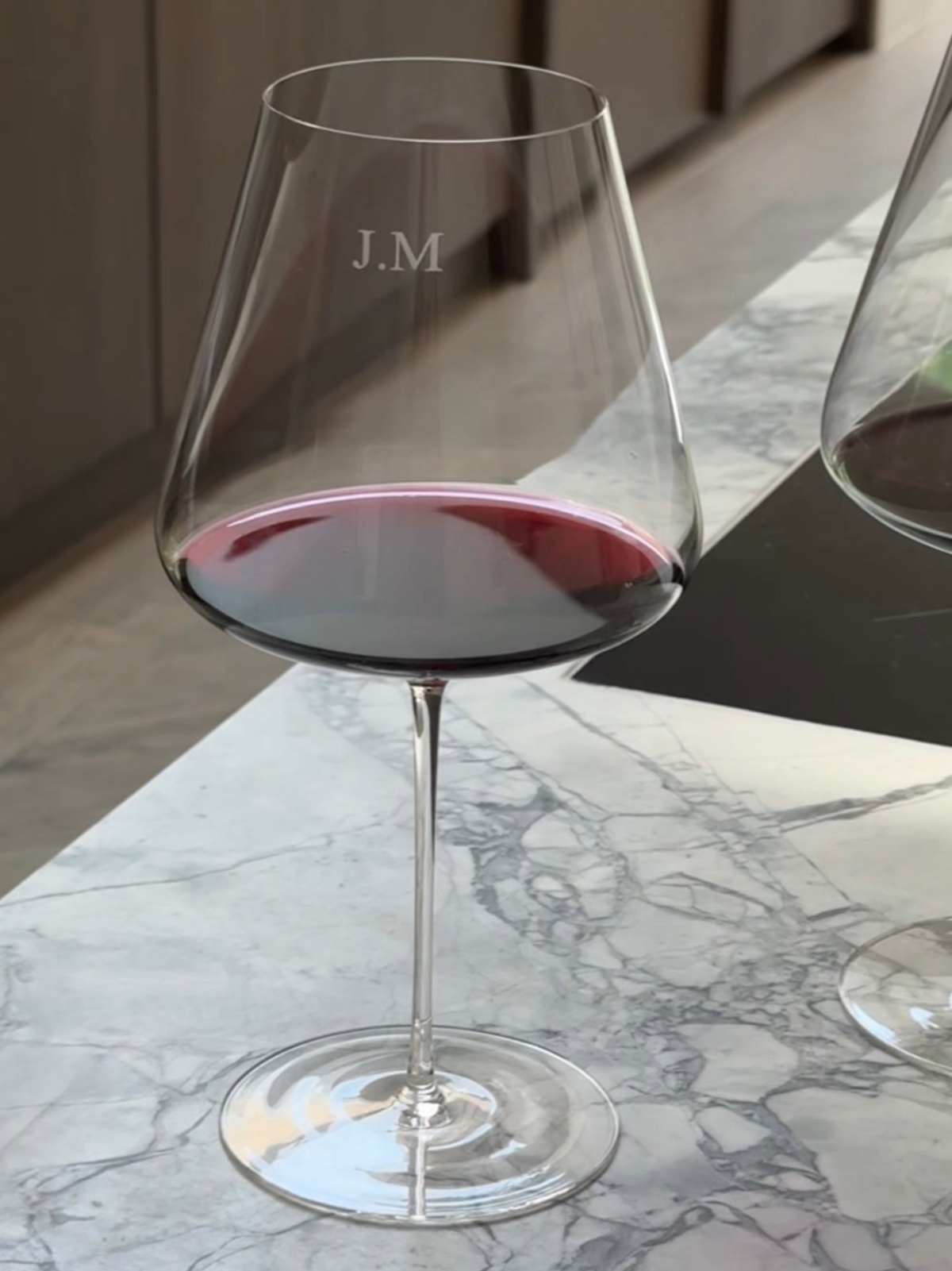 personalised engraved custom wine glass crystal